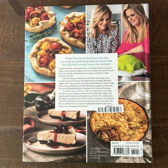 Trisha Yearwood Trisha’s Kitchen 2021 Southern Cooking hardcover cookbook EUC - Picture 2 of 5